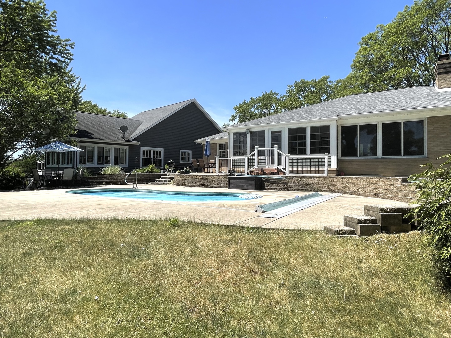 McHenry, IL 60050