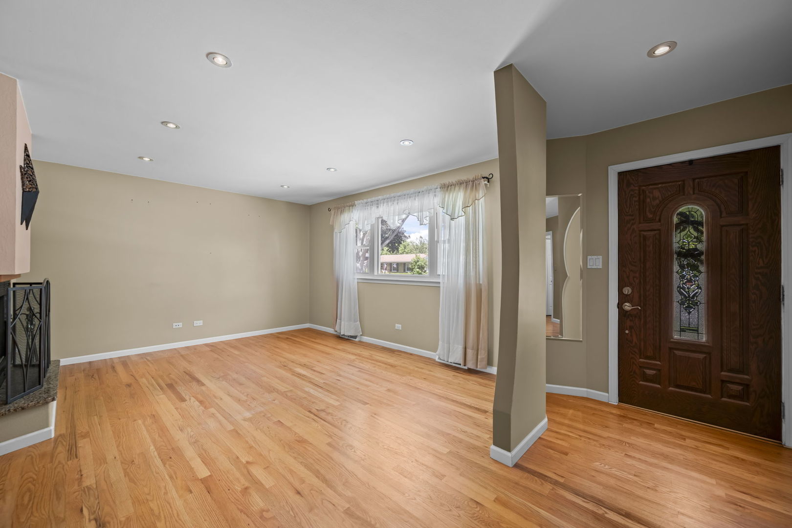 1101 ANTHONY Road, Wheeling, IL 60090