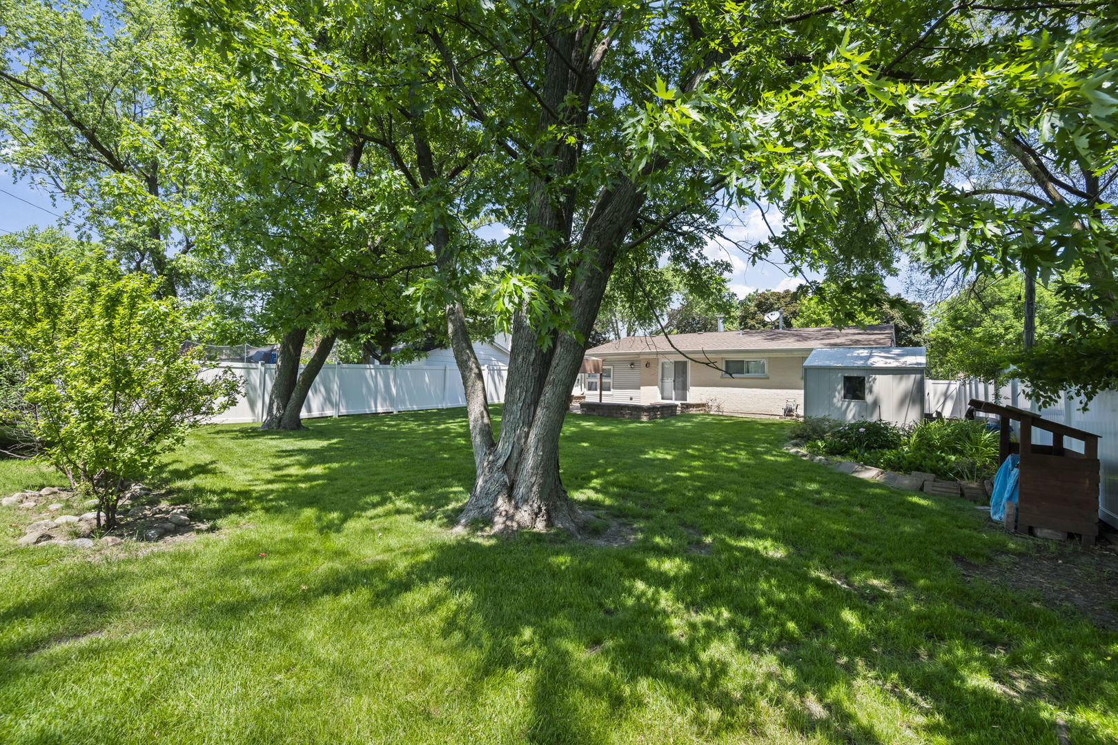 1101 ANTHONY Road, Wheeling, IL 60090