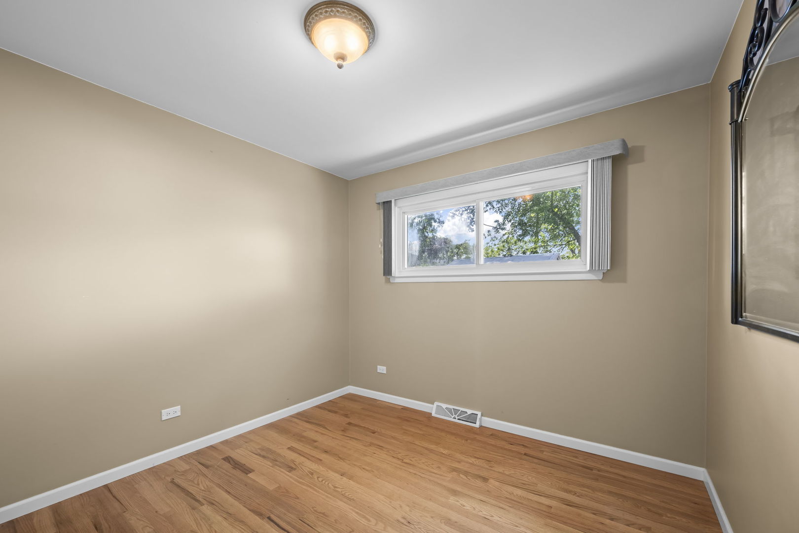1101 ANTHONY Road, Wheeling, IL 60090