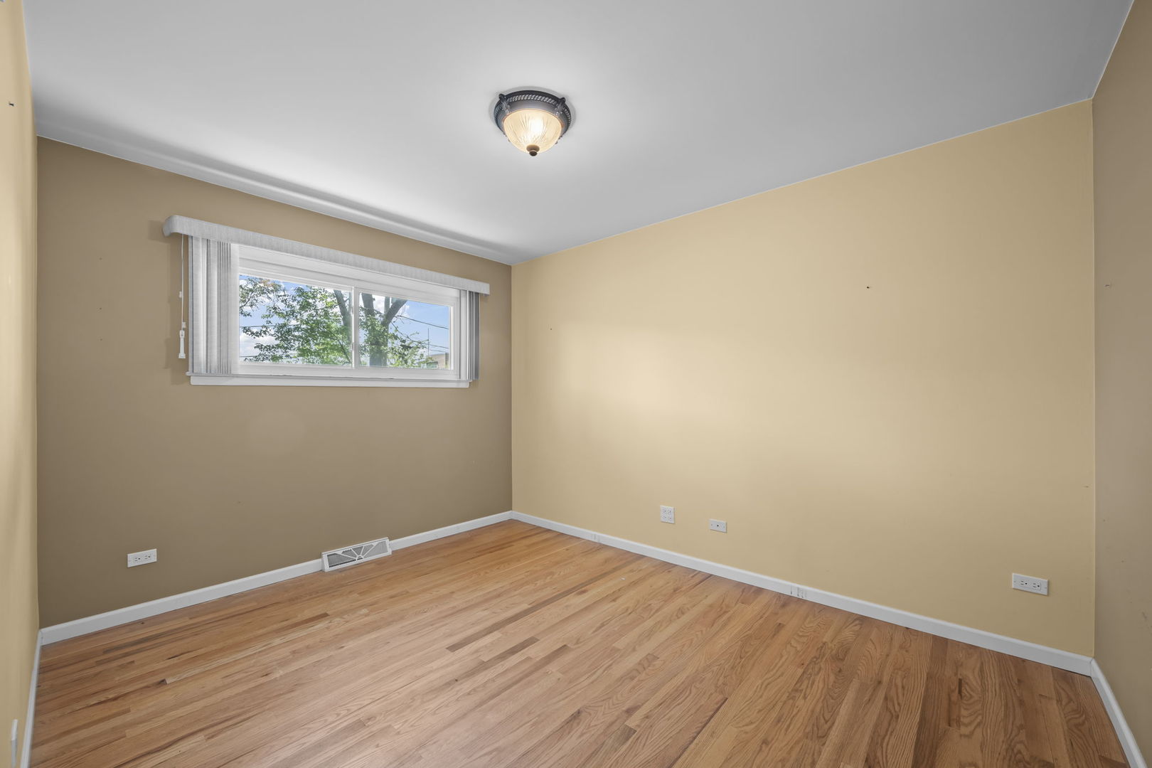 1101 ANTHONY Road, Wheeling, IL 60090