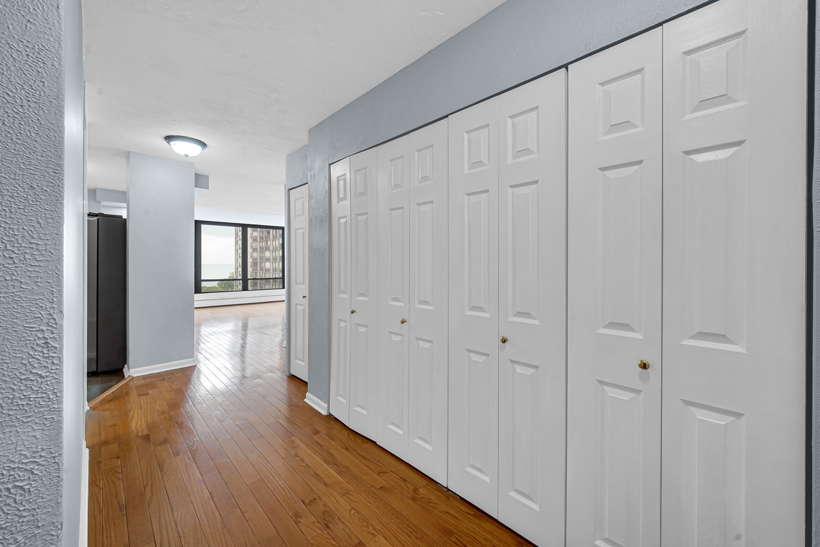 5740 N Sheridan Road #11A, Chicago, IL 60660