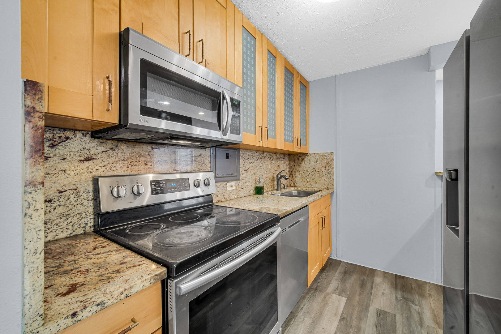 5740 N Sheridan Road #11A, Chicago, IL 60660
