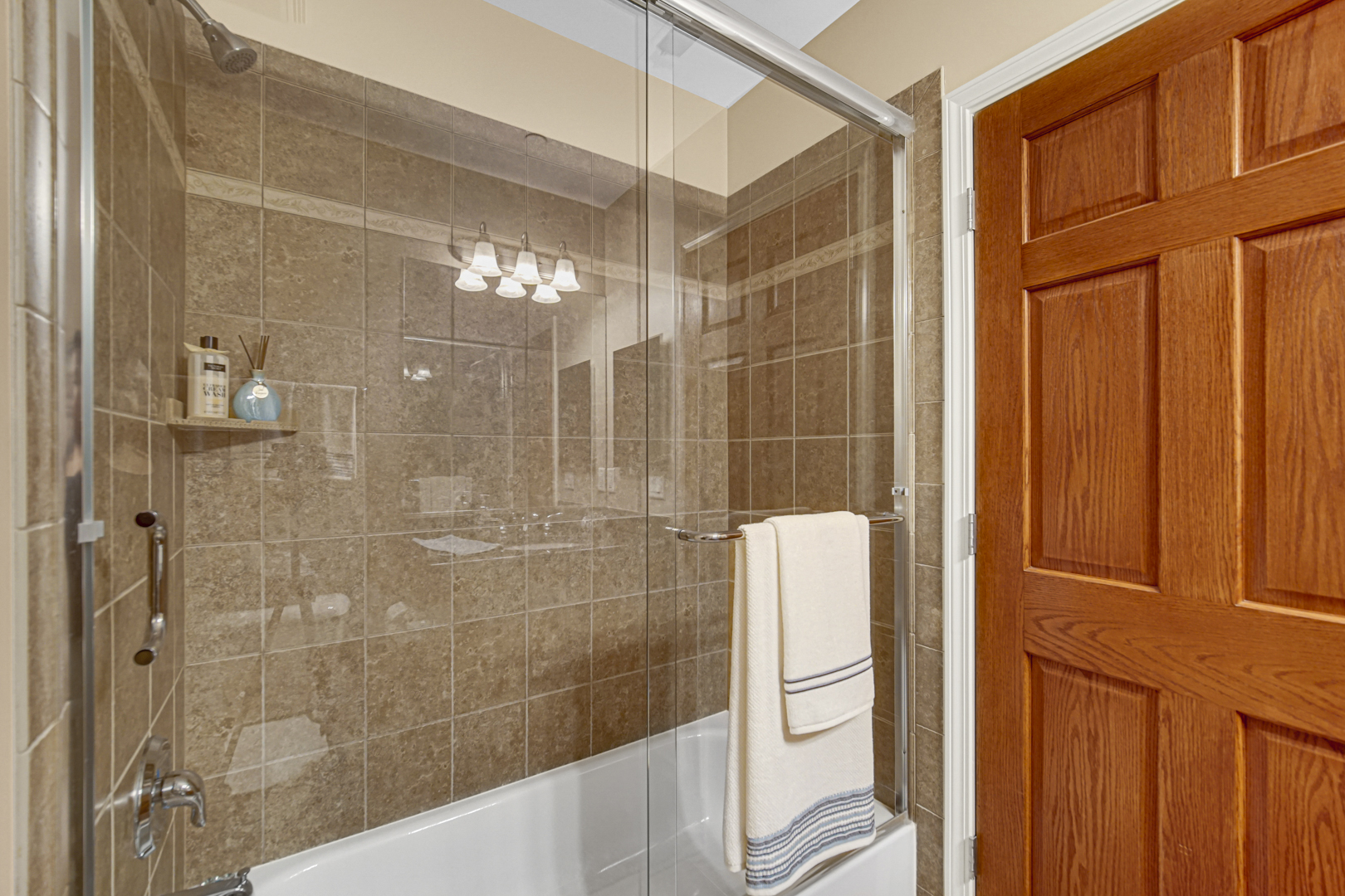 405 W Pierce Road #201, Itasca, IL 60143