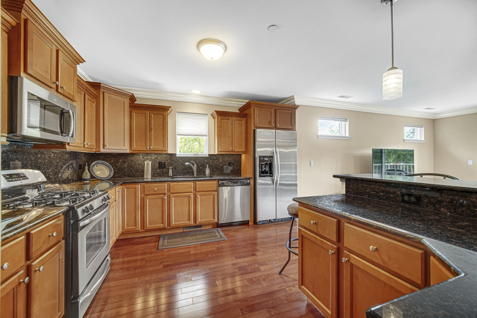 405 W Pierce Road #201, Itasca, IL 60143