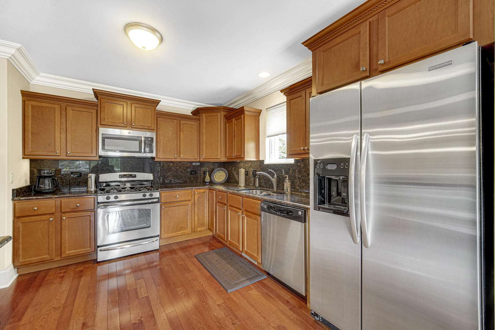405 W Pierce Road #201, Itasca, IL 60143
