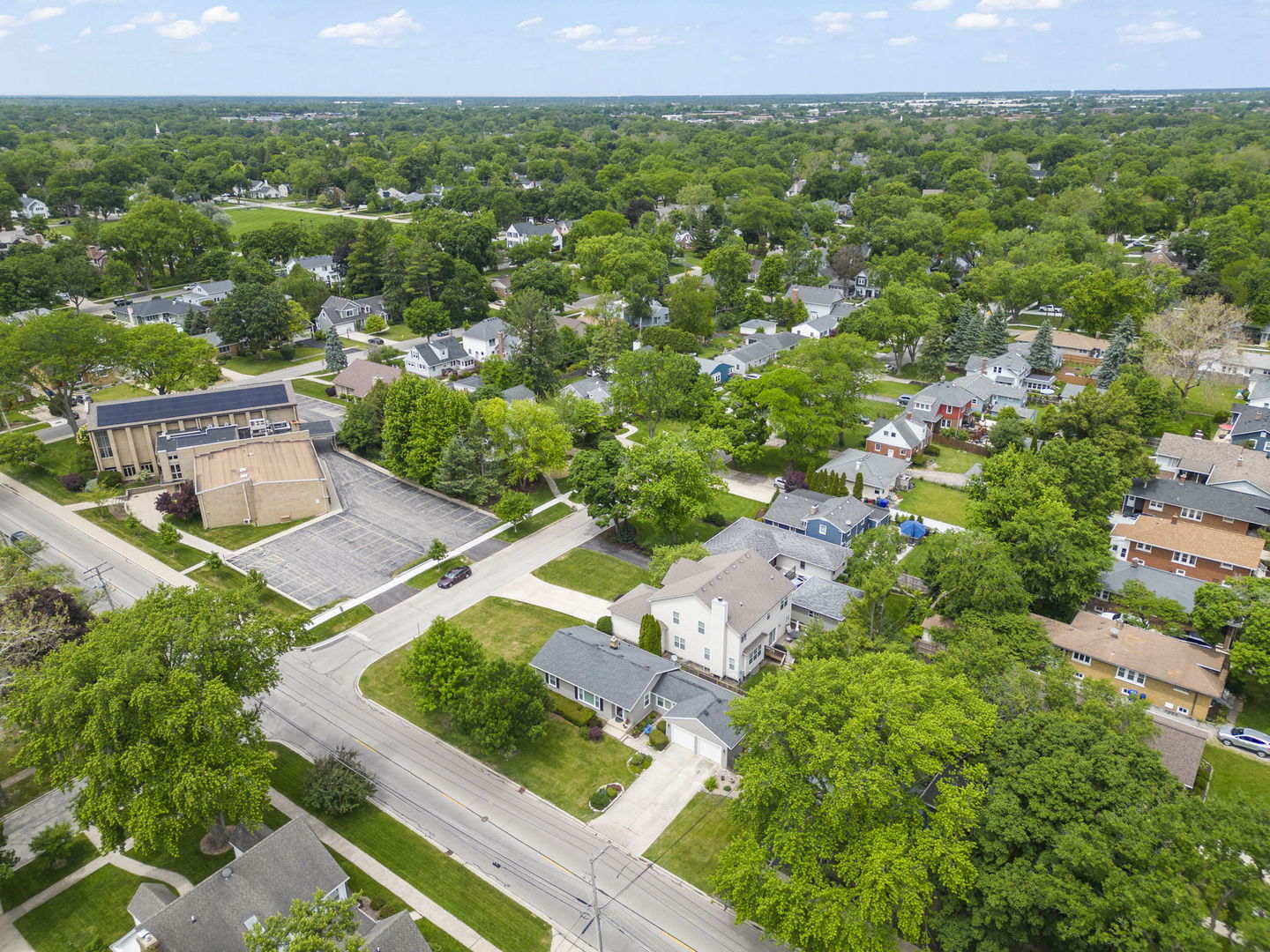 803 E Harrison Avenue, Wheaton, IL 60187
