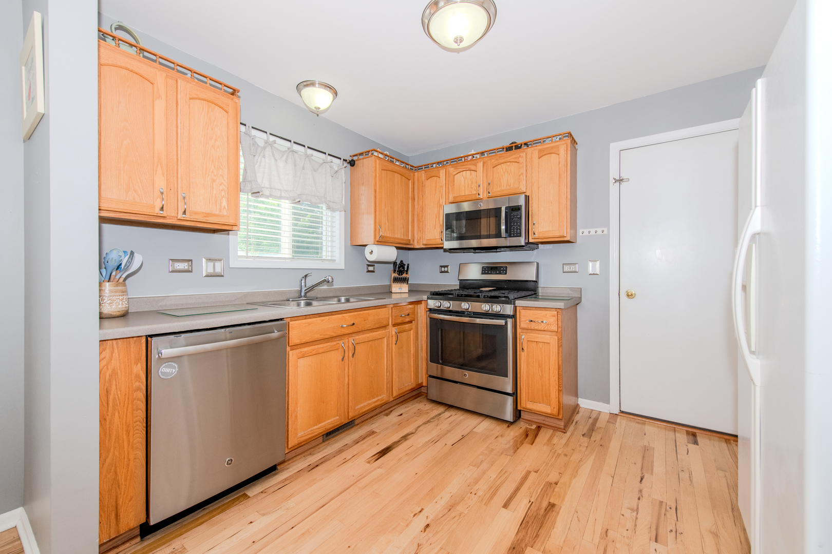 6304 Black Hill Ridge Drive, Plainfield, IL 60586