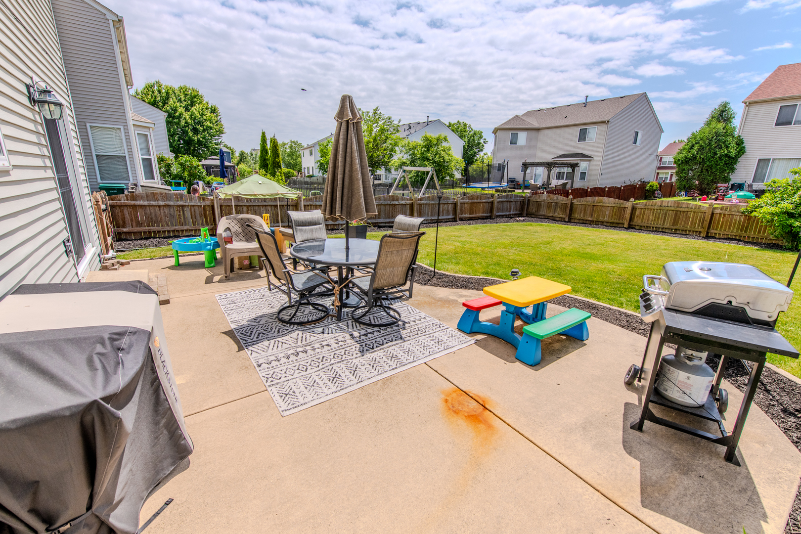 6304 Black Hill Ridge Drive, Plainfield, IL 60586