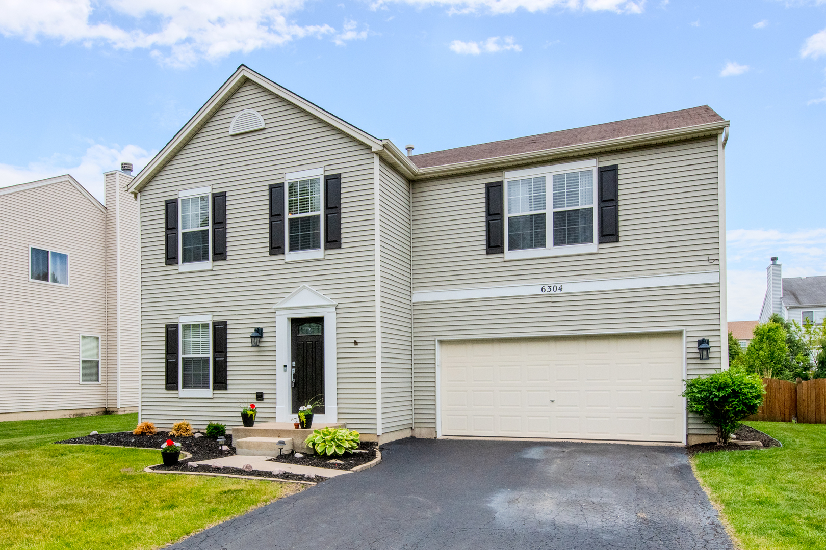 6304 Black Hill Ridge Drive, Plainfield, IL 60586