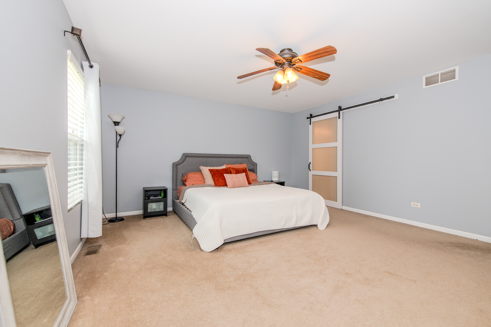 6304 Black Hill Ridge Drive, Plainfield, IL 60586