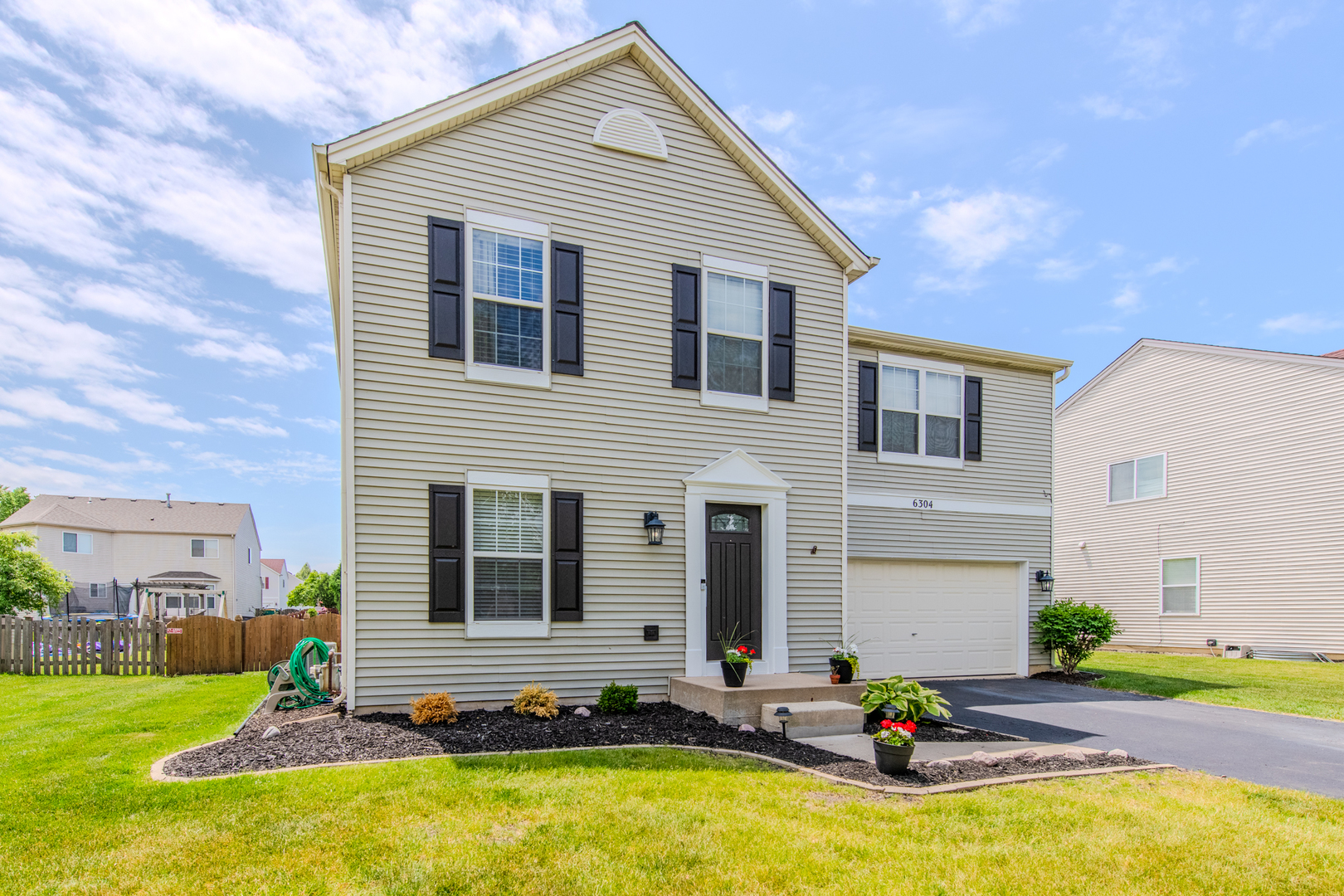 6304 Black Hill Ridge Drive, Plainfield, IL 60586