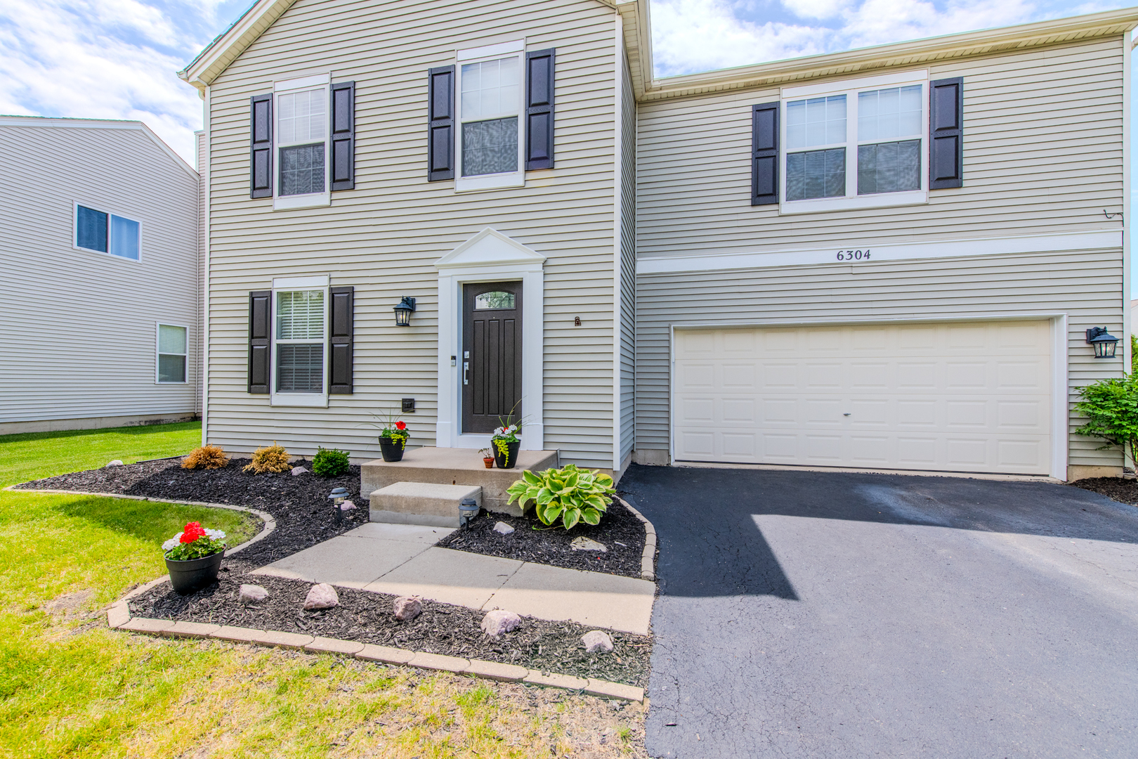 6304 Black Hill Ridge Drive, Plainfield, IL 60586