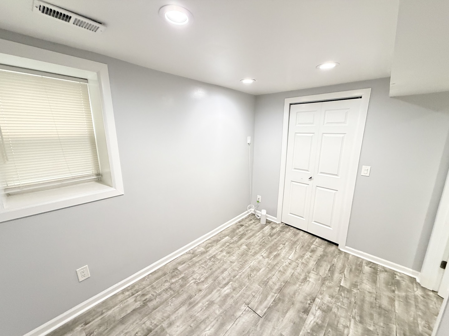3335 N Kenneth Avenue #G, Chicago, IL 60641