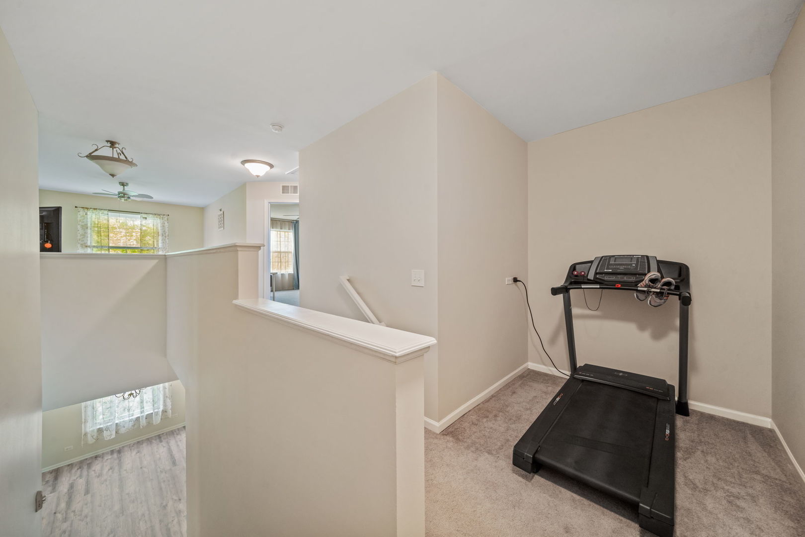 8132 Concord Lane #E, Justice, IL 60458
