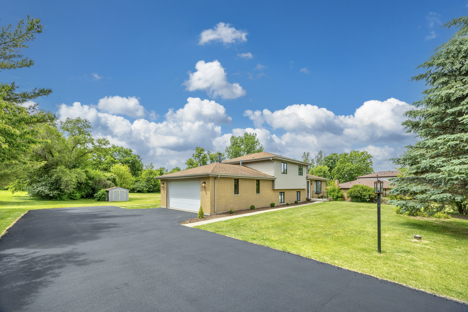 13429 W Glen Entrance Drive, Homer Glen, IL 60491
