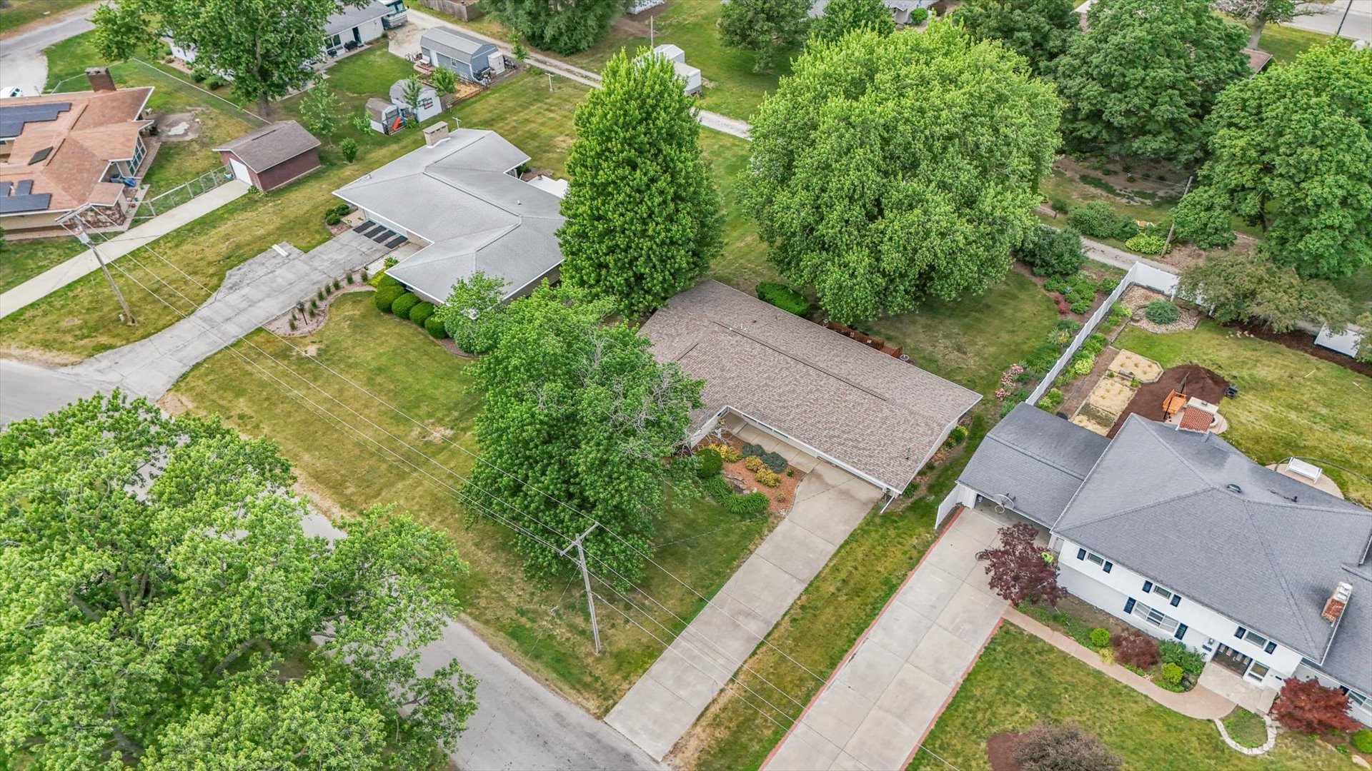 106 W Willow Street, Fairbury, IL 61739