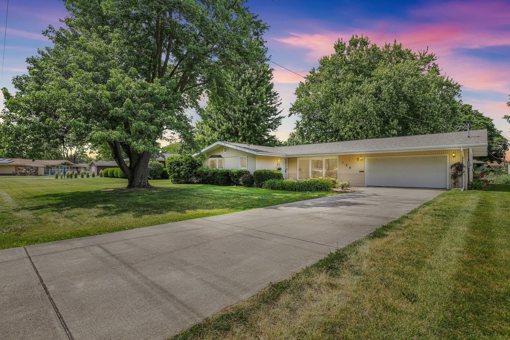 106 W Willow Street, Fairbury, IL 61739