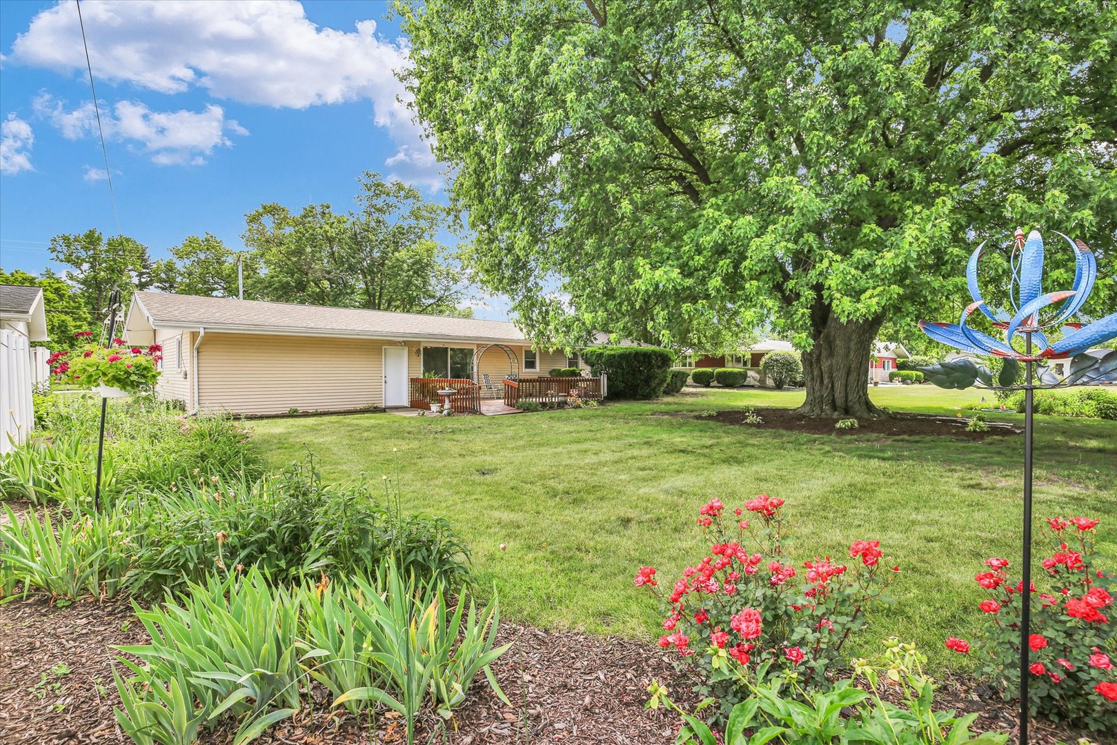 106 W Willow Street, Fairbury, IL 61739