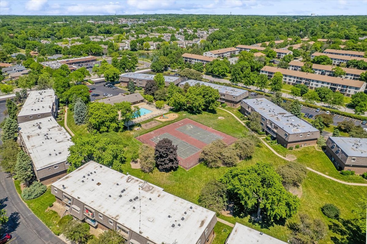 244 E Bailey Road #M, Naperville, IL 60565