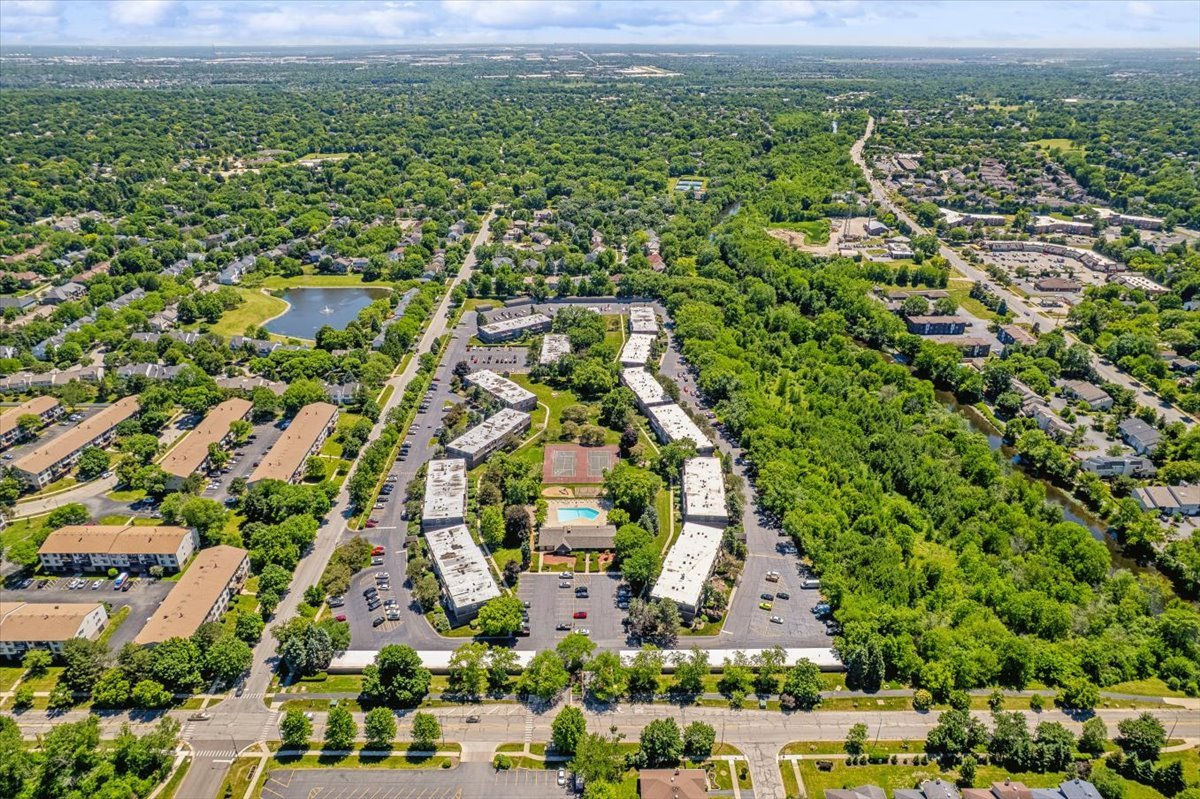 244 E Bailey Road #M, Naperville, IL 60565