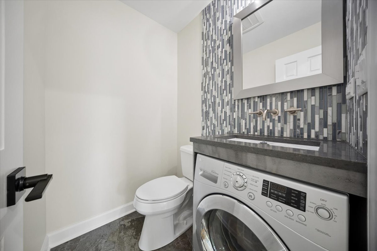 244 E Bailey Road #M, Naperville, IL 60565