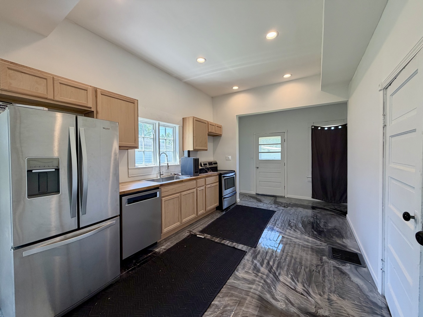38 Maple Street, Saunemin, IL 61769