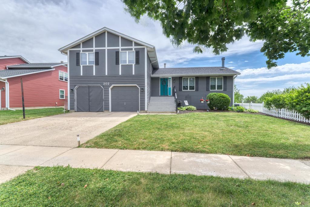 202 North Bridge Road, DeKalb, IL 60115