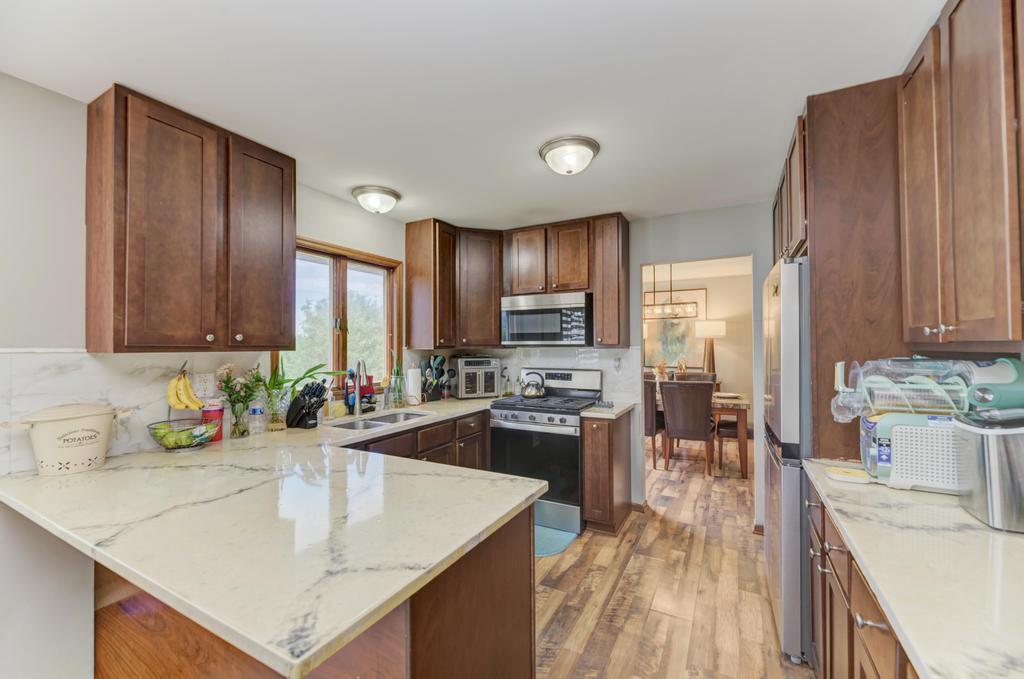 202 North Bridge Road, DeKalb, IL 60115