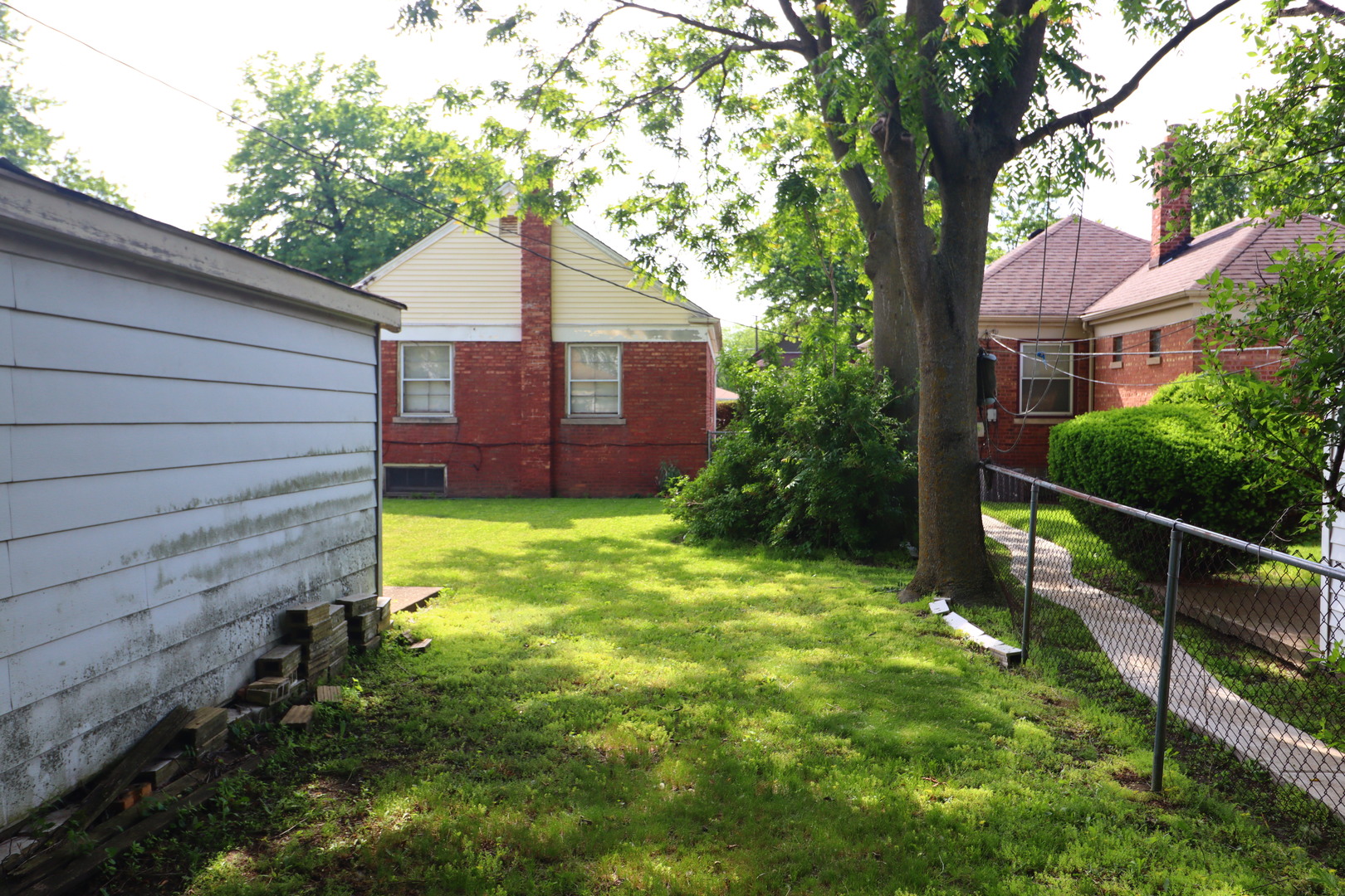 8821 S Eggleston Avenue, Chicago, IL 60620