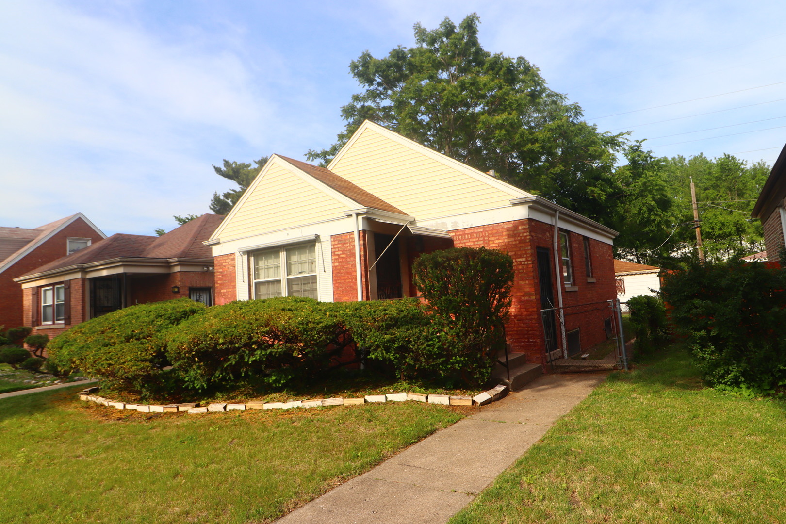 8821 S Eggleston Avenue, Chicago, IL 60620