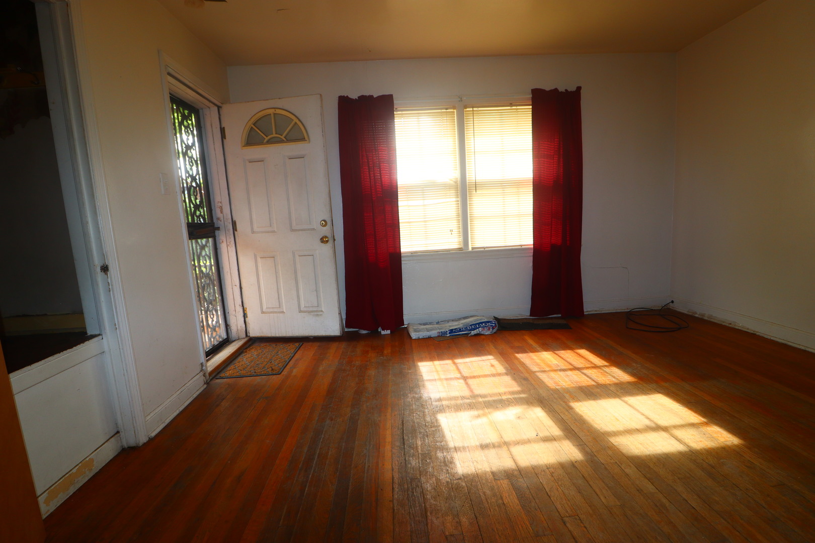 8821 S Eggleston Avenue, Chicago, IL 60620