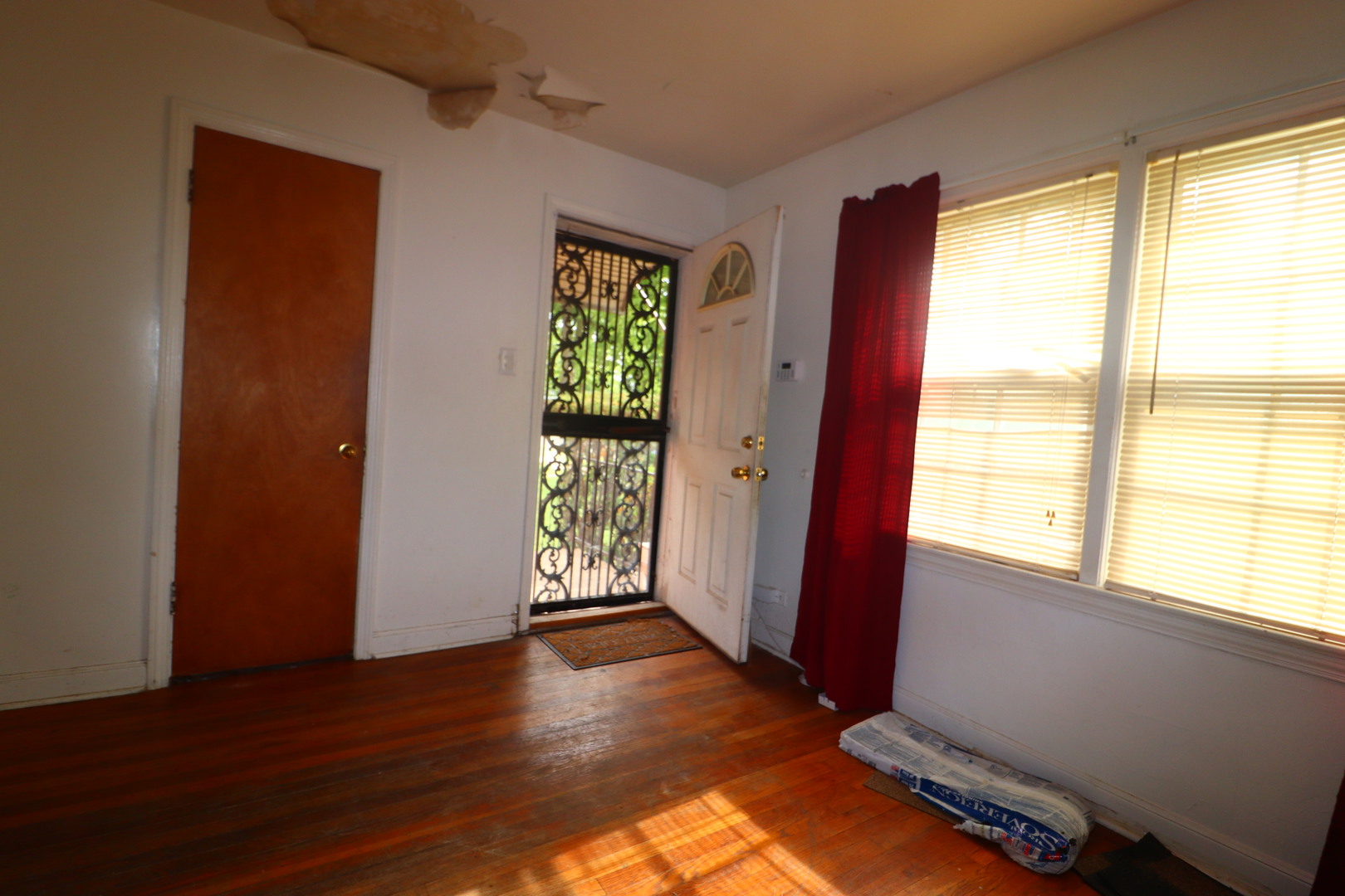 8821 S Eggleston Avenue, Chicago, IL 60620