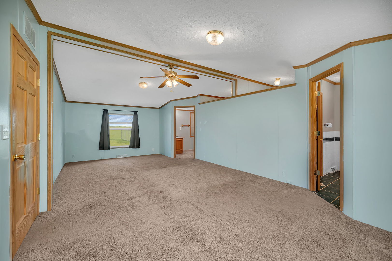 1931 N 31st Road, Ottawa, IL 61350