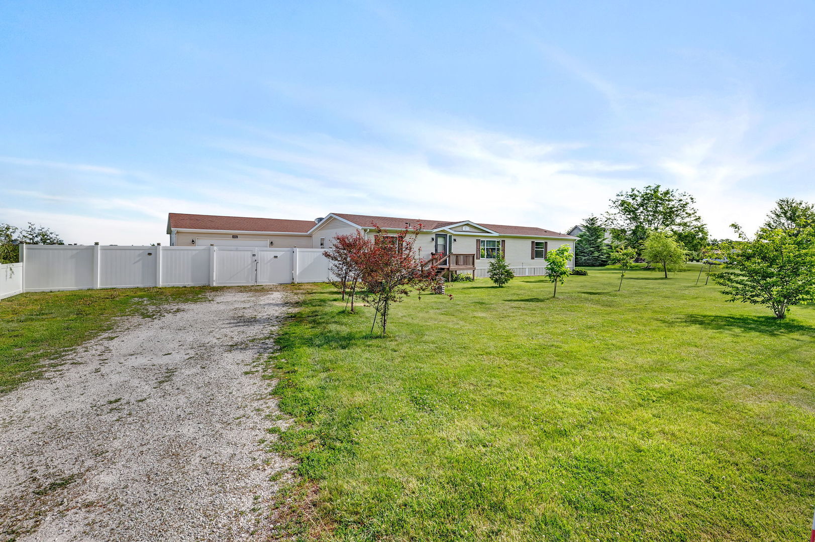 1931 N 31st Road, Ottawa, IL 61350