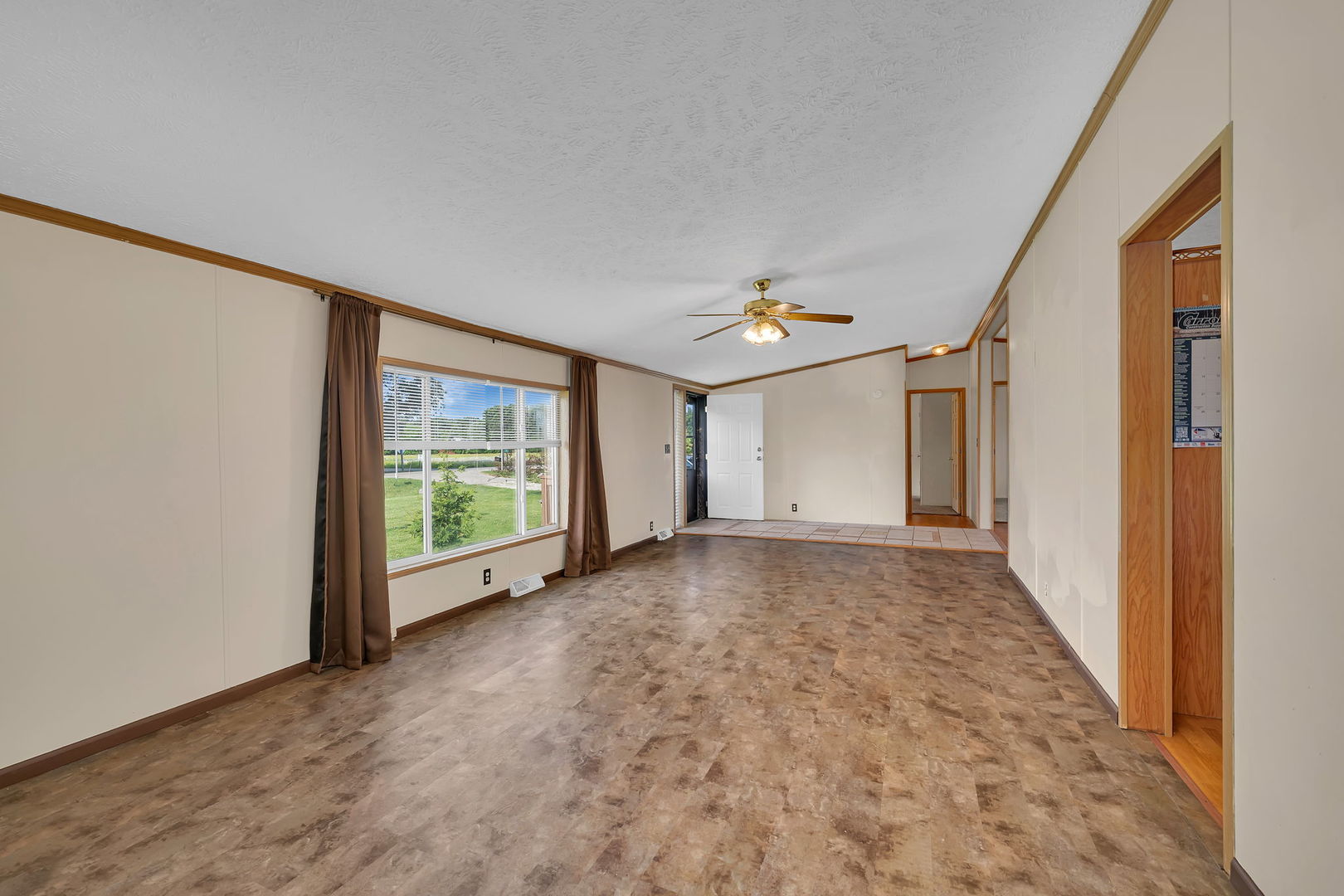1931 N 31st Road, Ottawa, IL 61350