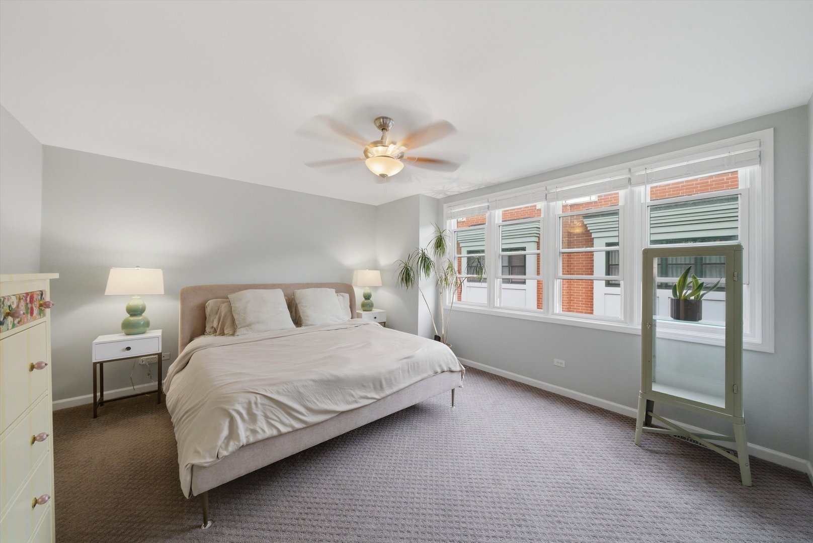 5844 N Hermitage Avenue #D, Chicago, IL 60660