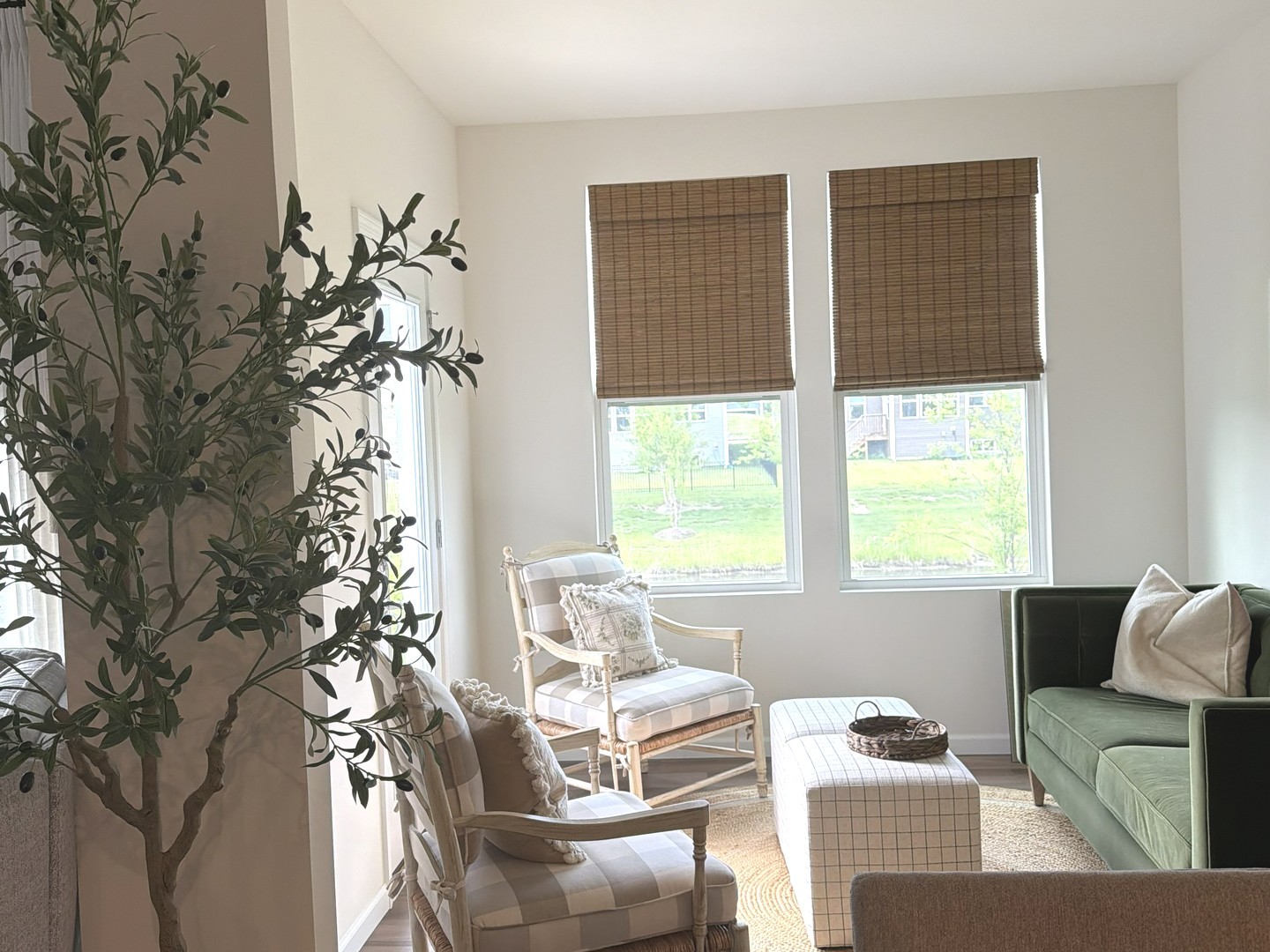 1221 Josiah Road #1221, Naperville, IL 60563