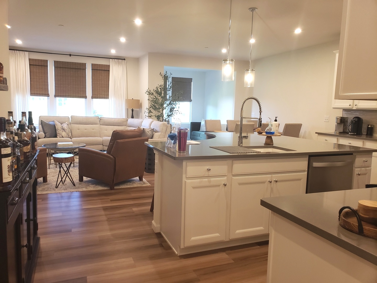 1221 Josiah Road #1221, Naperville, IL 60563