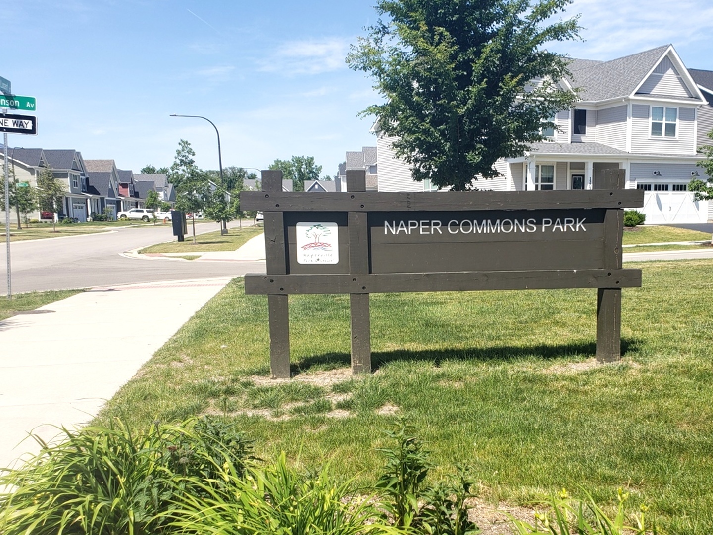 1221 Josiah Road #1221, Naperville, IL 60563