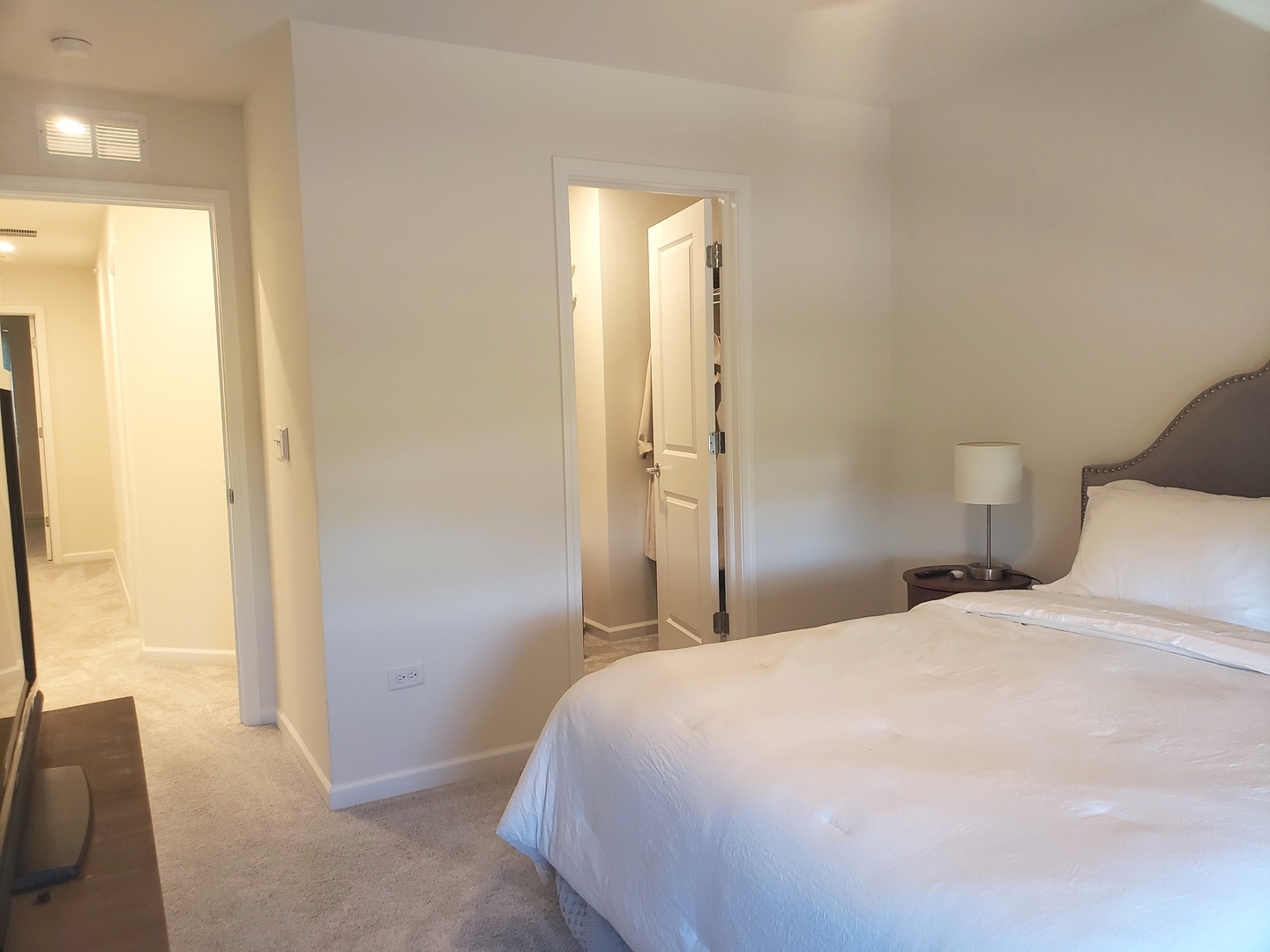 1221 Josiah Road #1221, Naperville, IL 60563