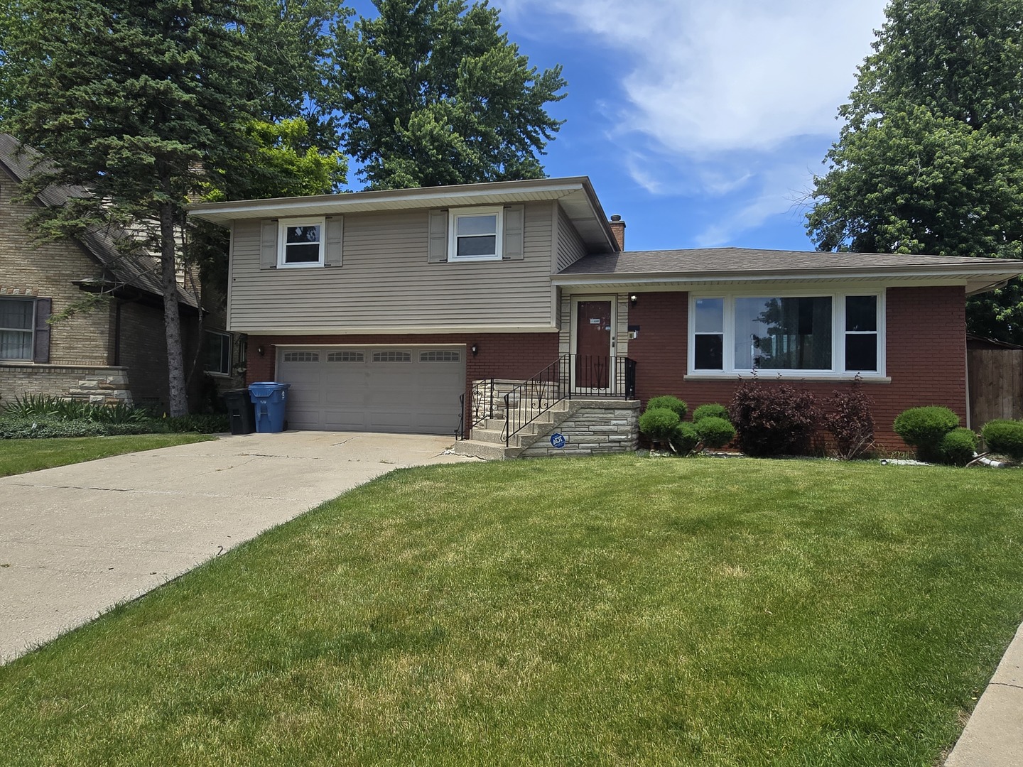 309 Streamside Drive, Harvey, IL 60426