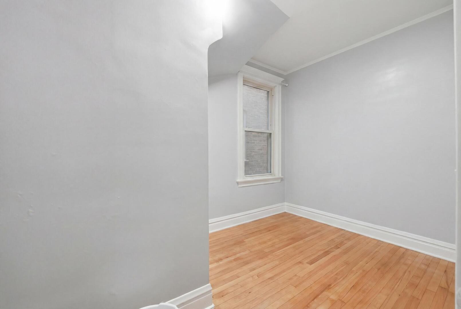 3953 S California Avenue, Chicago, IL 60632