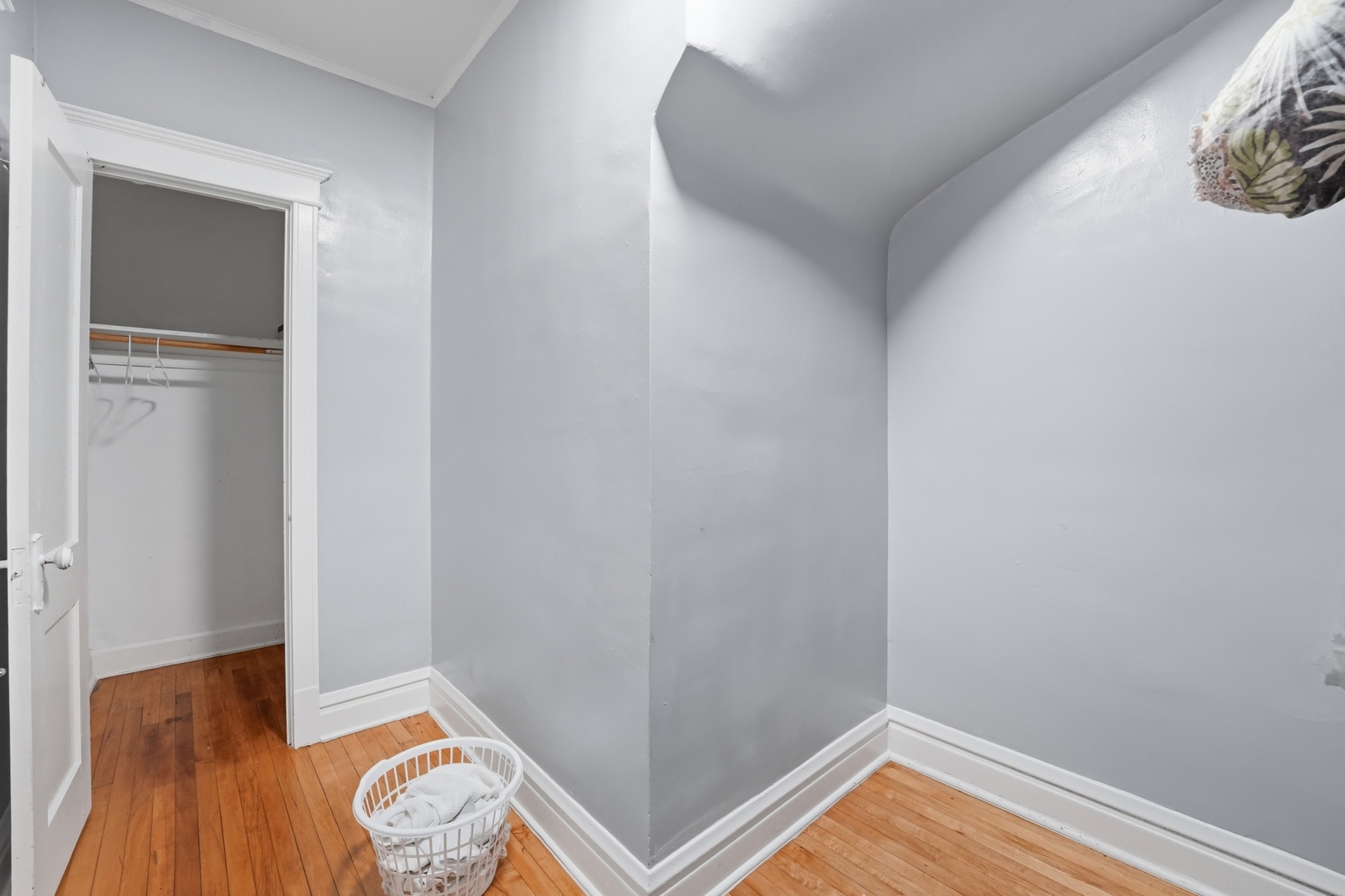 3953 S California Avenue, Chicago, IL 60632