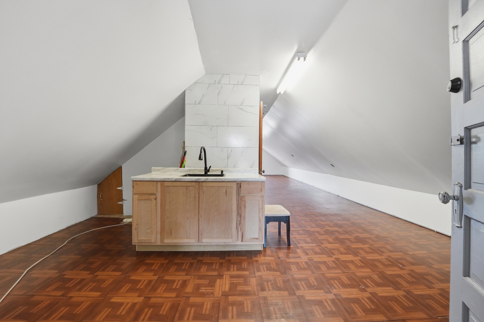 3953 S California Avenue, Chicago, IL 60632