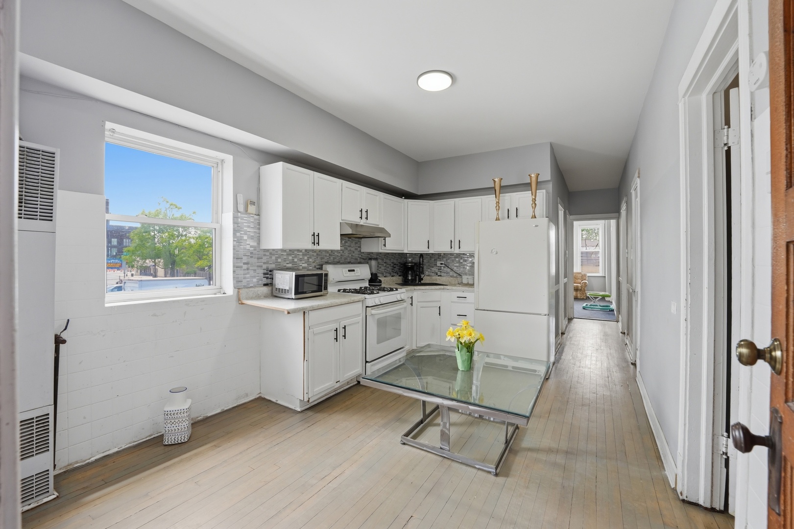 3953 S California Avenue, Chicago, IL 60632