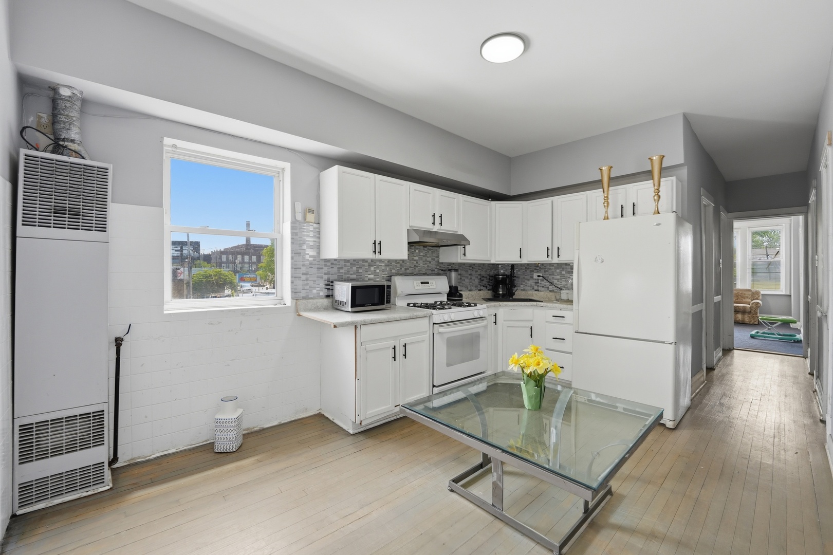 3953 S California Avenue, Chicago, IL 60632