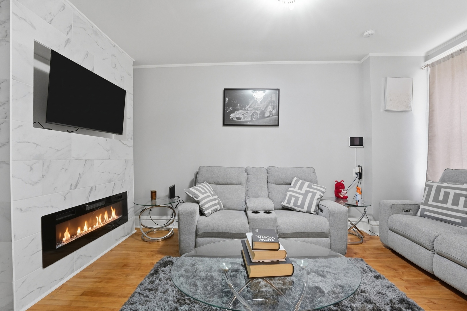 3953 S California Avenue, Chicago, IL 60632