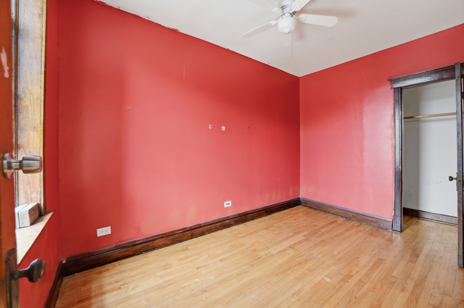 3953 S California Avenue, Chicago, IL 60632