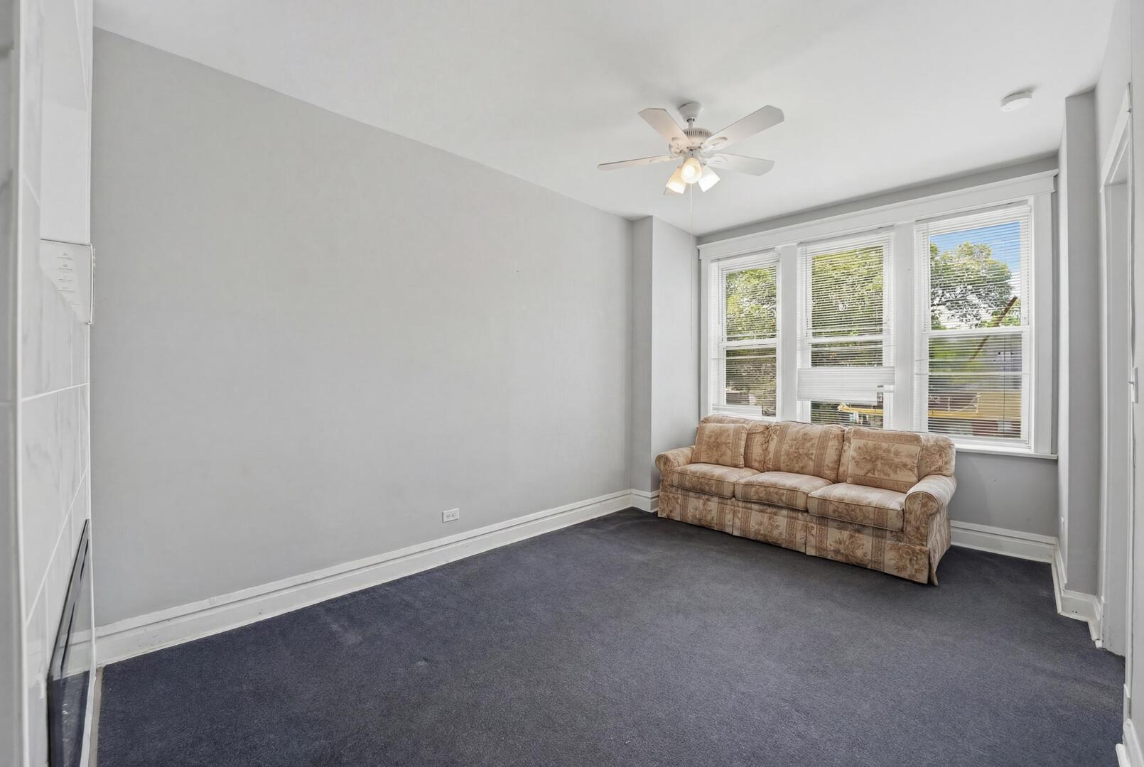 3953 S California Avenue, Chicago, IL 60632
